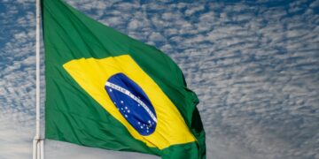 Servidor Dedicado no Brasil ou no exterior: onde hospedar sua operação para maximizar resultados? 15 Servidor Dedicado no Melhor Data Center