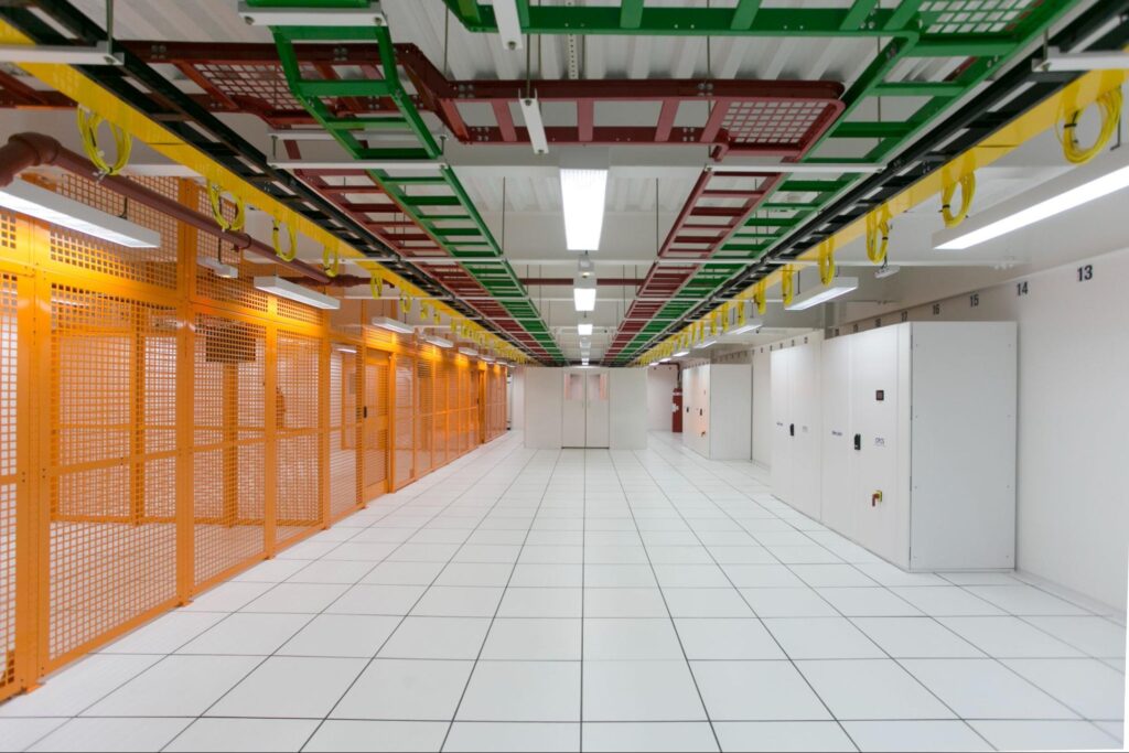 Conheça a estrutura por trás da inovação empreendedora com IA do Sebrae-PB 6 Servidor Dedicado no Melhor Data Center